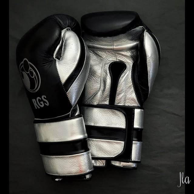 Personalized boxing glove, just like original GRANT gloves