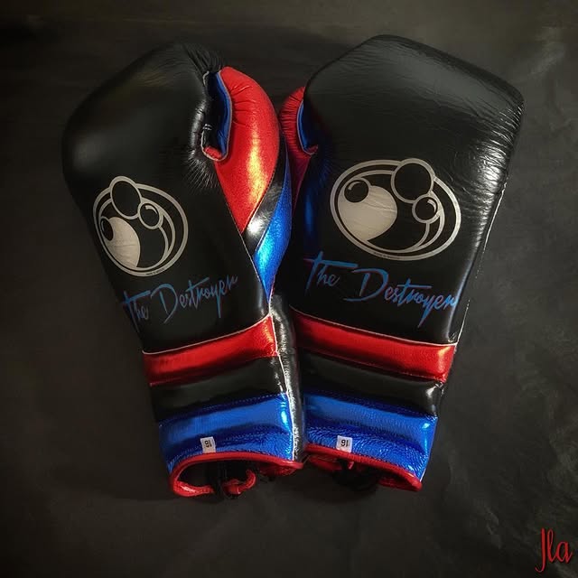 Personalized boxing glove, just like original GRANT gloves
