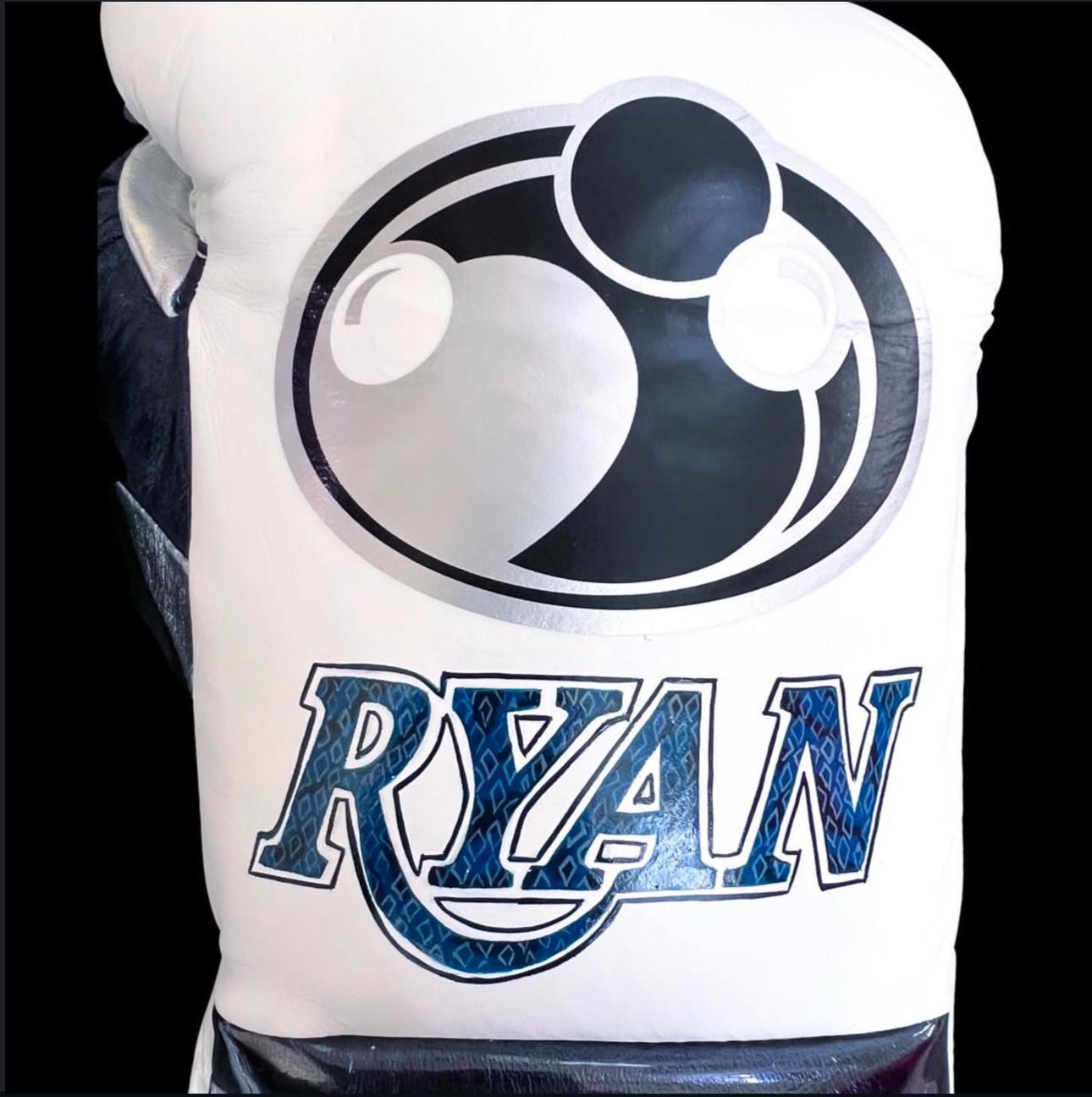 Personalized boxing glove, just like orignal_BN