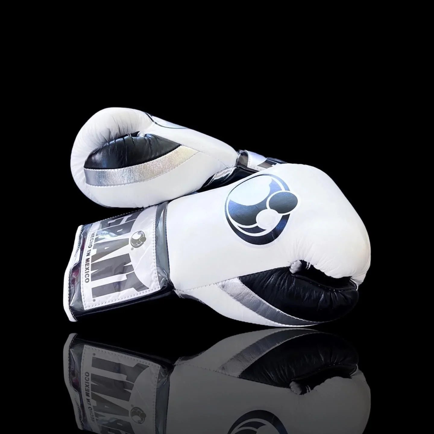 Personalized boxing glove, just like orignal_BN