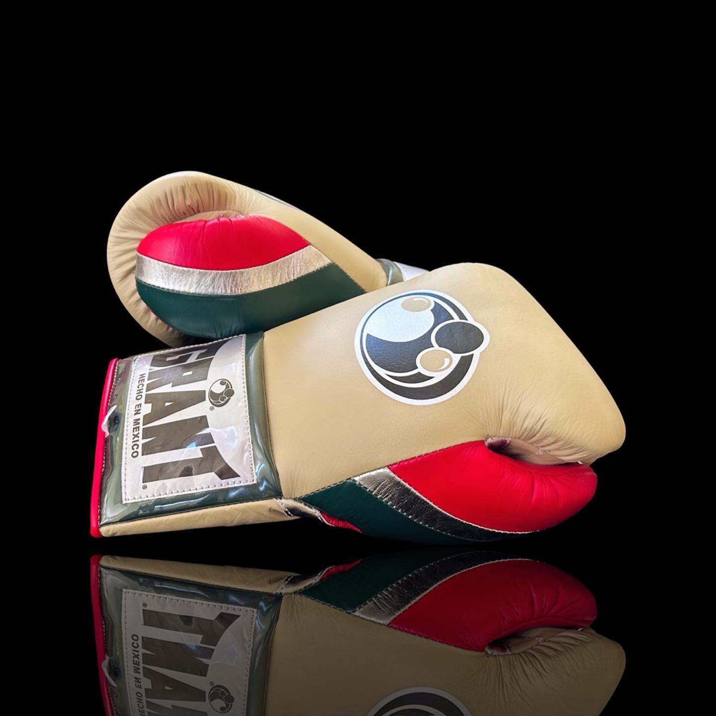 Personalized boxing glove, just like orignal Grant Gloves