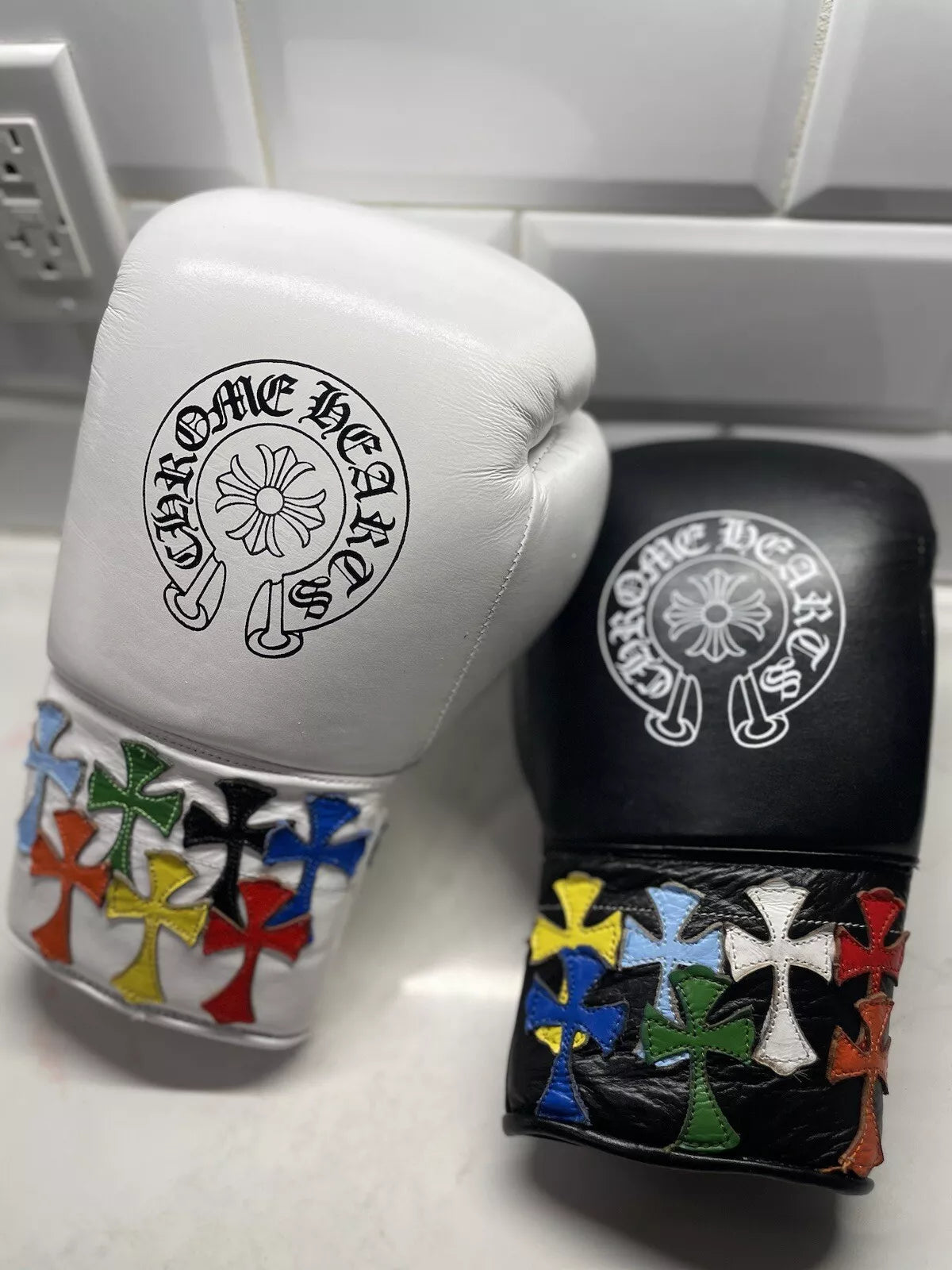 Customizable boxing glove , Glove Forge online , High Quality COPIES of Branded Gloves, BLACK Birthday gift for Friends,  .