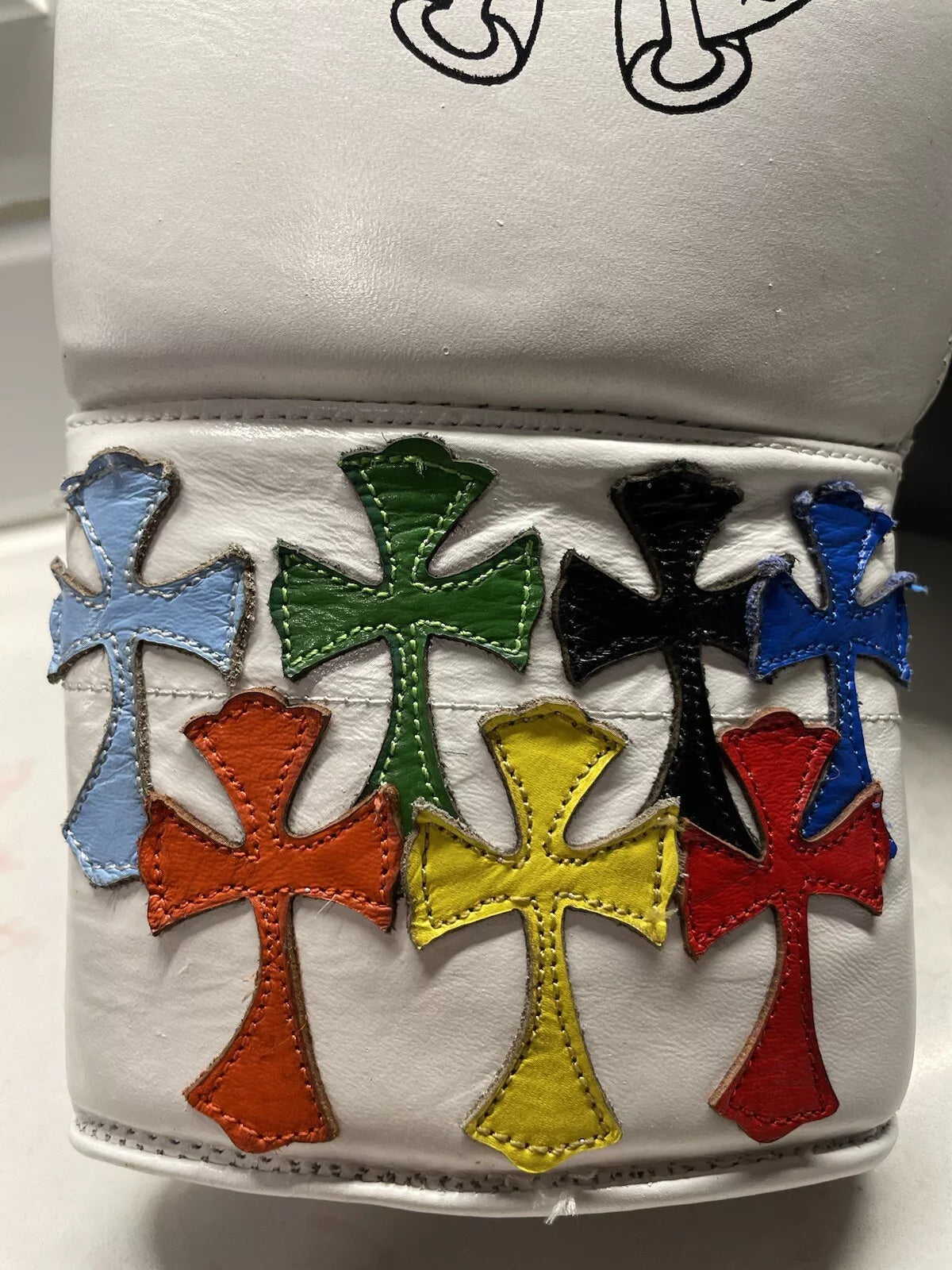 Customizable boxing glove , Glove Forge online , High Quality COPIES of Branded Gloves, BLACK Birthday gift for Friends,  .