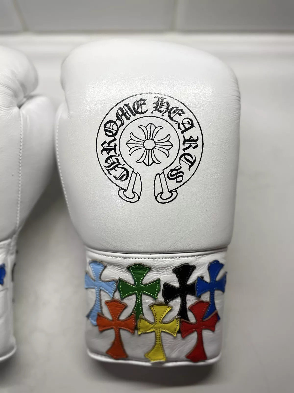 Customizable boxing glove , Glove Forge online , High Quality COPIES of Branded Gloves, BLACK Birthday gift for Friends,  .